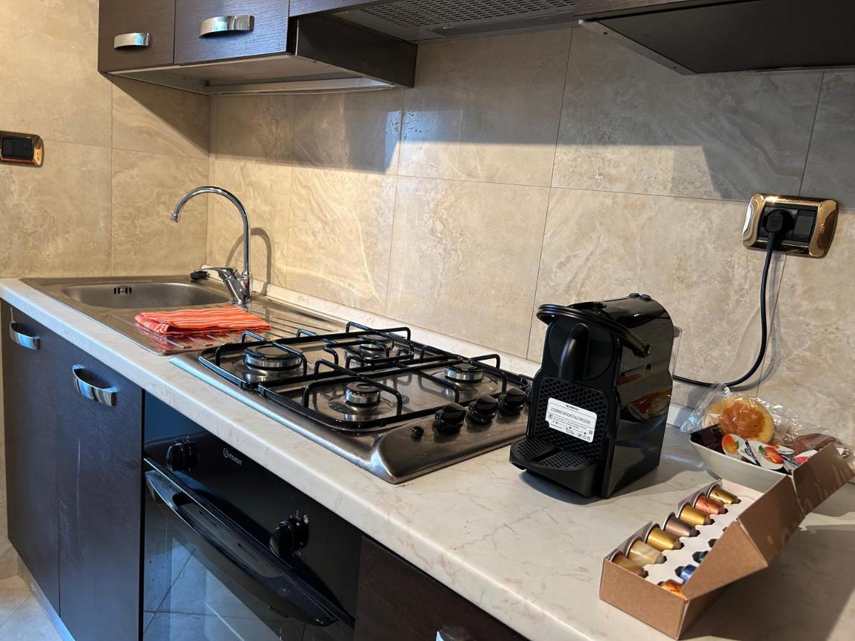 Carpegna Luxury Apt With Terrace روما المظهر الخارجي الصورة