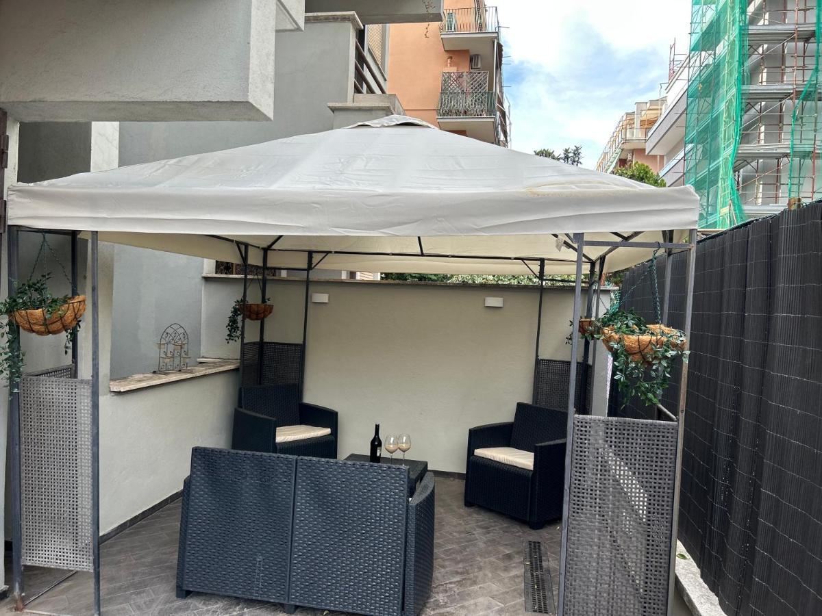 Carpegna Luxury Apt With Terrace روما المظهر الخارجي الصورة