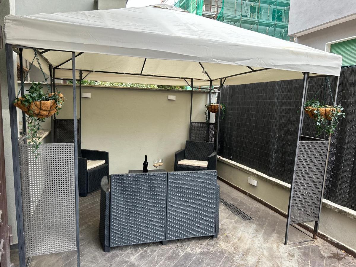 Carpegna Luxury Apt With Terrace روما المظهر الخارجي الصورة