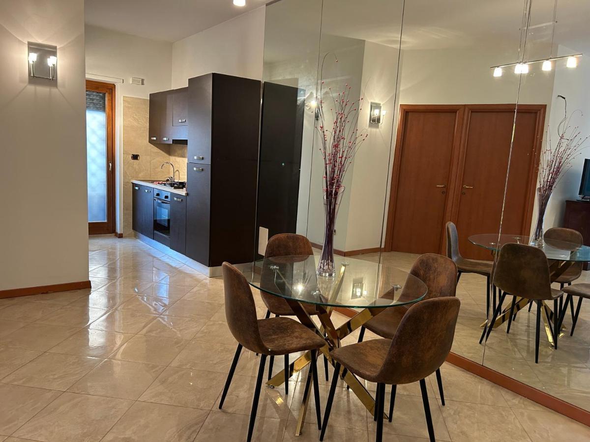 Carpegna Luxury Apt With Terrace روما المظهر الخارجي الصورة